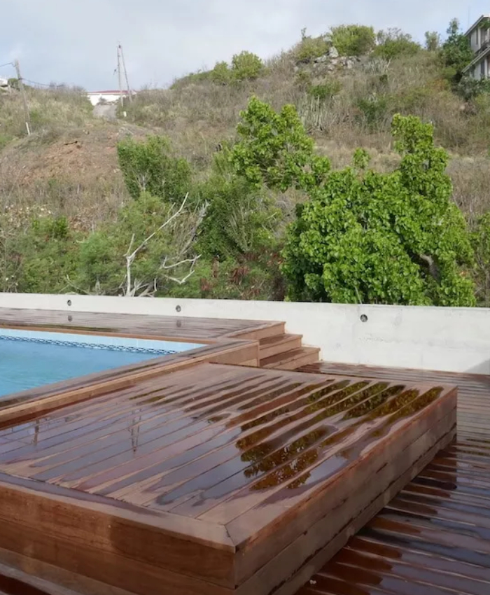 Terrasse bois autour piscine